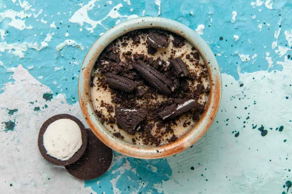 Easy Dirt Pudding Recipe with Crushed Cookies and Gummy Worms