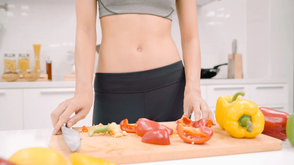 Juicy pepper steak with tender beef strips, colorful bell peppers, and savory sauce in a skillet
