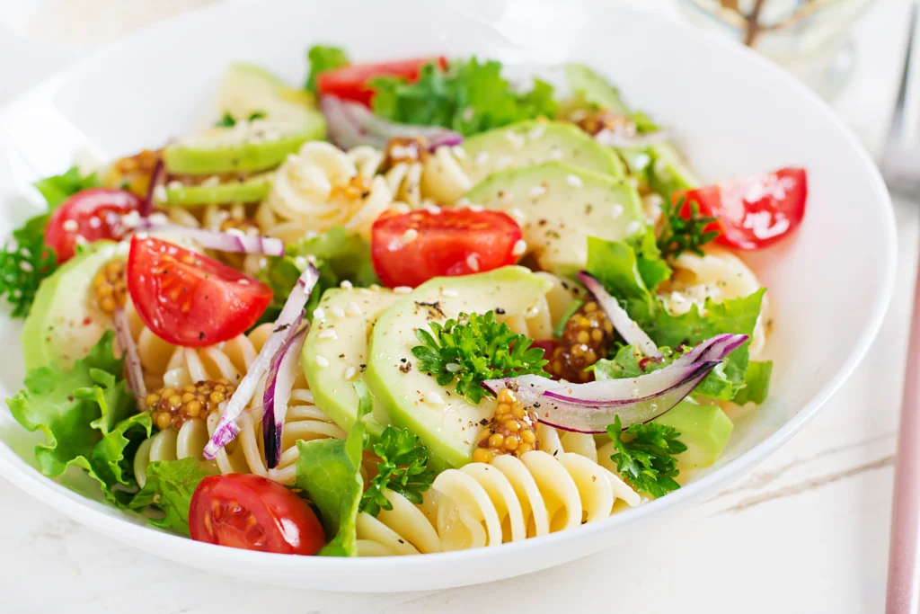 The Most Addictive BLT Caesar Pasta Salad Recipe – Creamy, Crispy & Irresistible