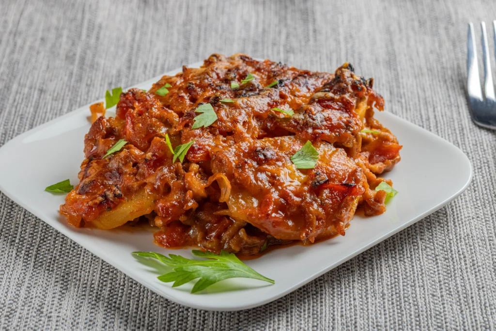 Slow Cooker Italian Chicken Recipe served with tender chicken, herbs, and vegetables for an easy weeknight family dinner